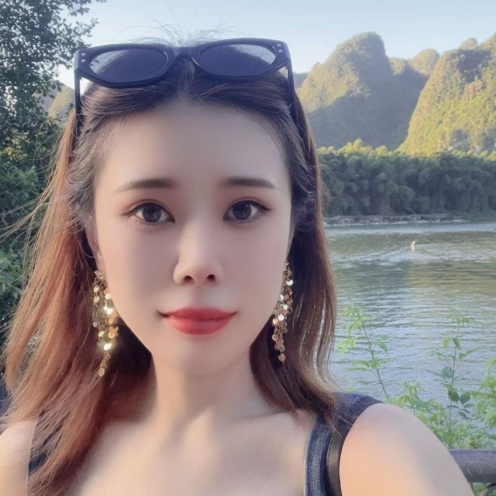 铭铭轻奢饰品2号店