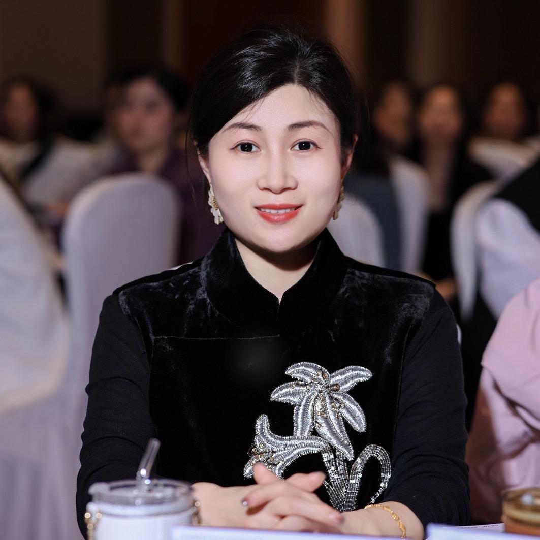 程思静(雨润悦美女装店）