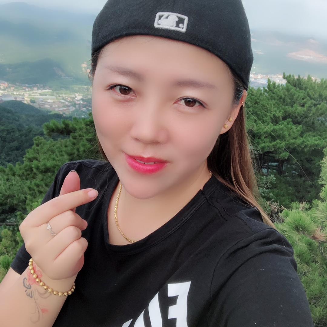 后备箱小姐姐