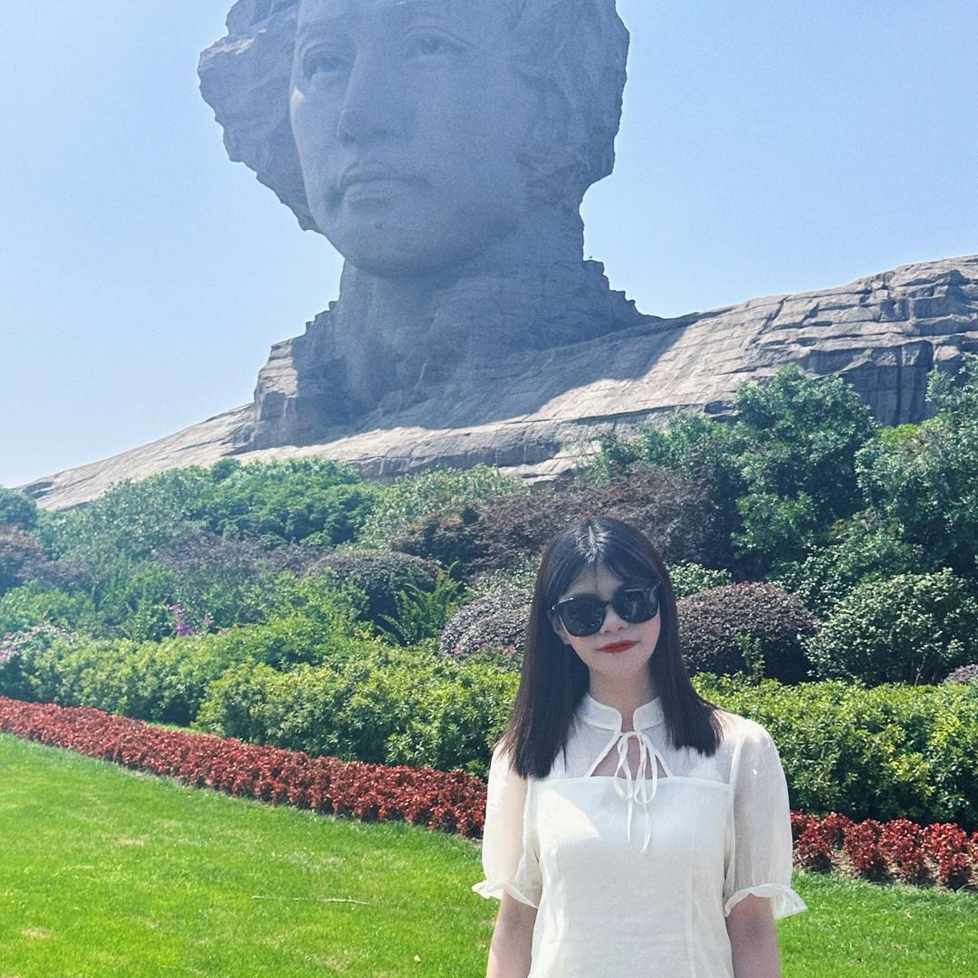 卖安茶的小君君