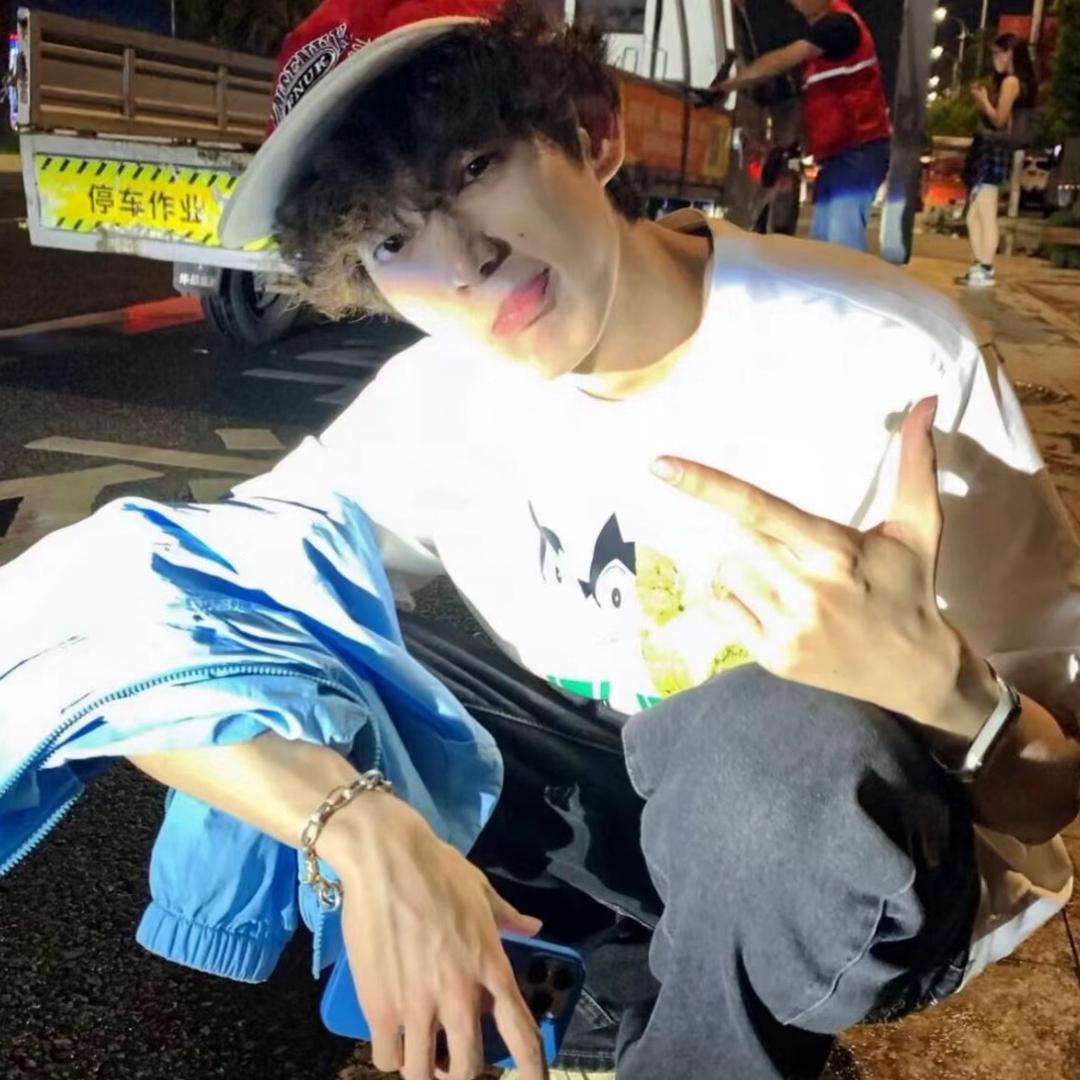 差点就长帅了