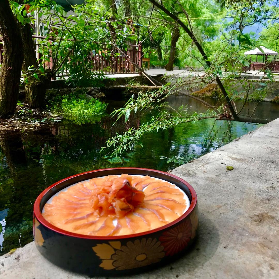 塔城虹鳟鱼山庄•六一