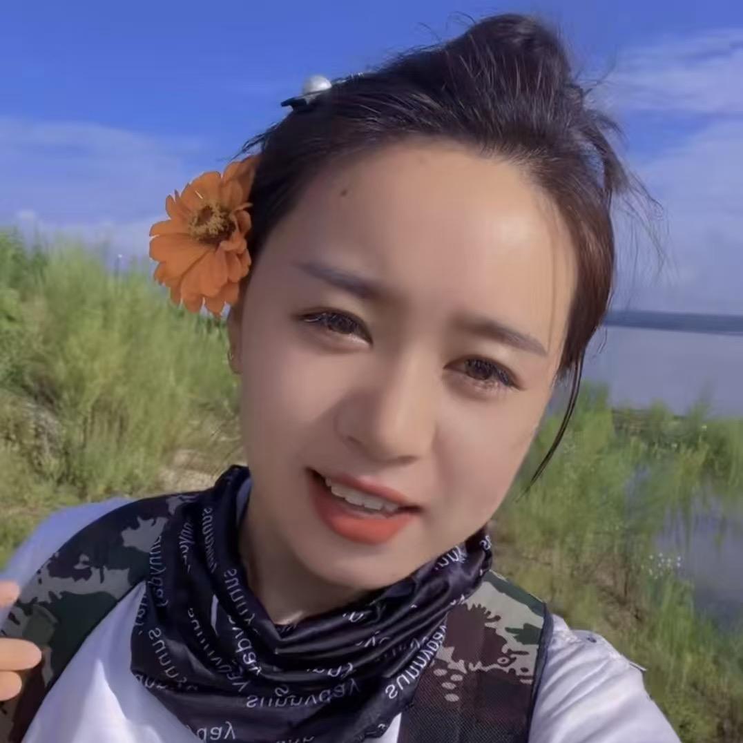 村里 小月儿