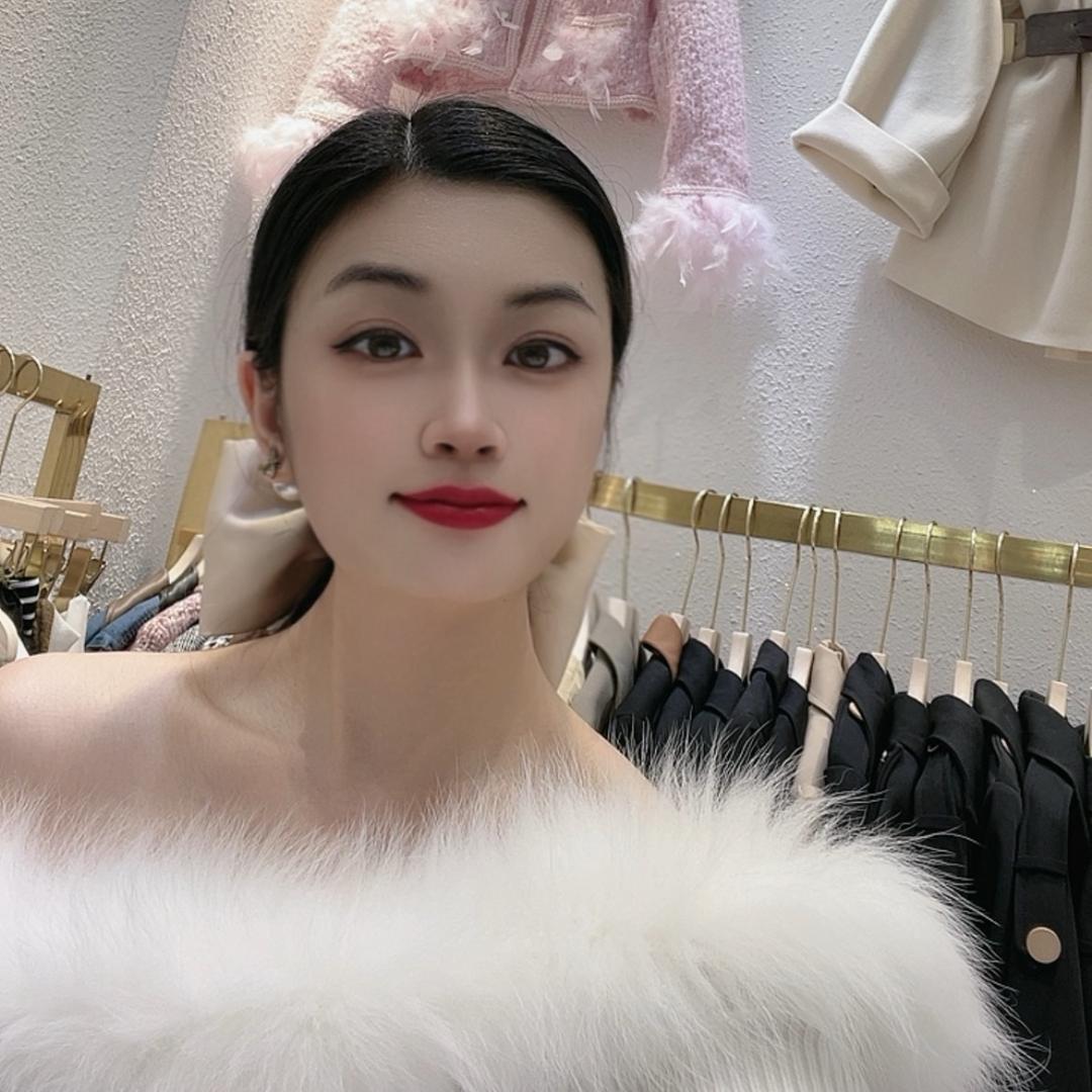 螺蛳湾玉英时尚装实体批发《主攻拿货批发》