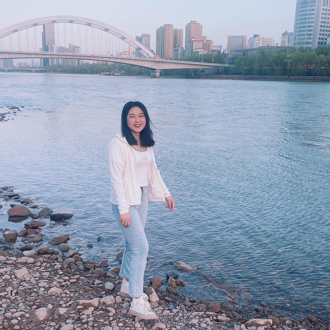 桃子🍑不奈甜