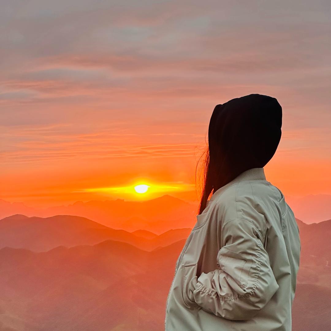 不啃指甲.