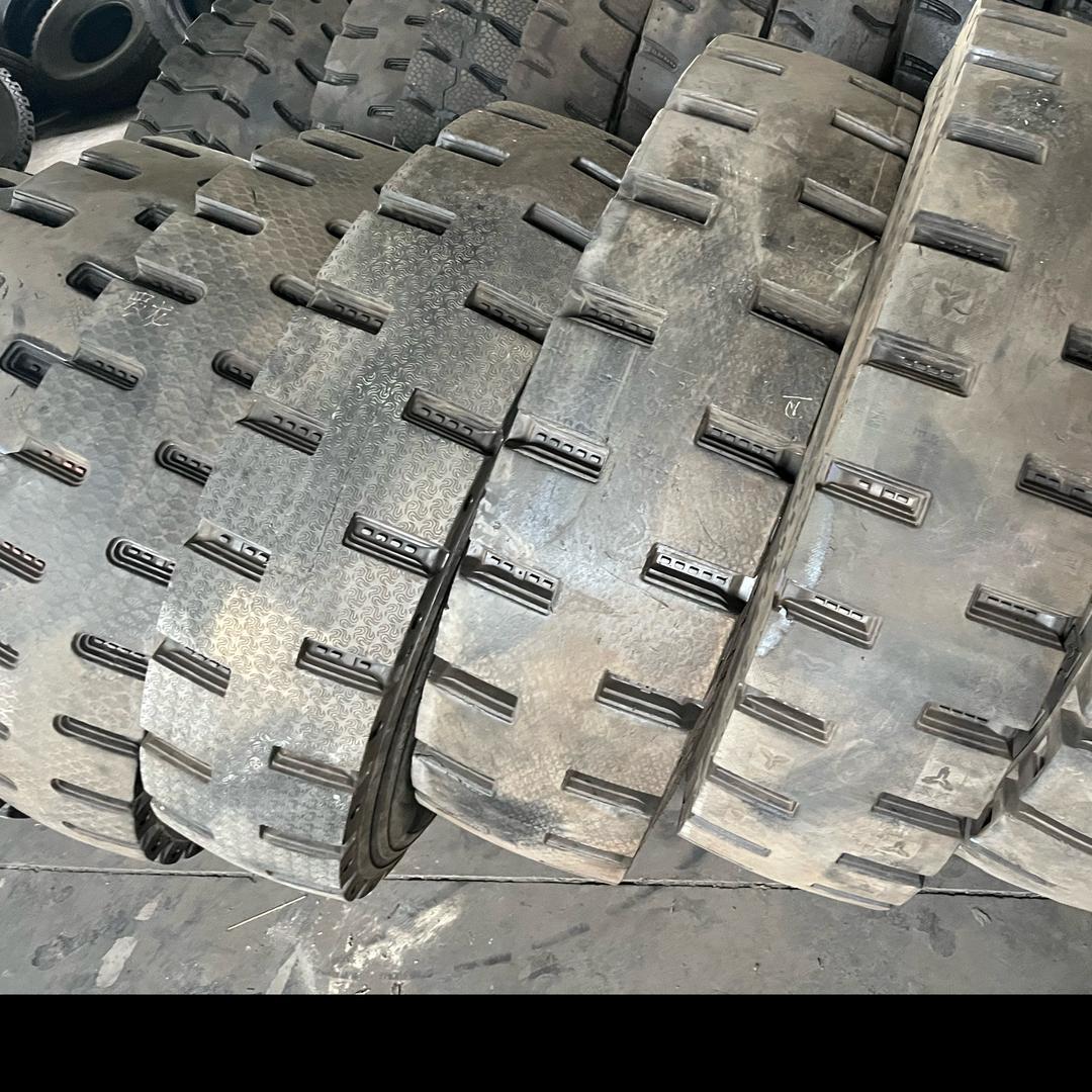 車鹏达轮胎