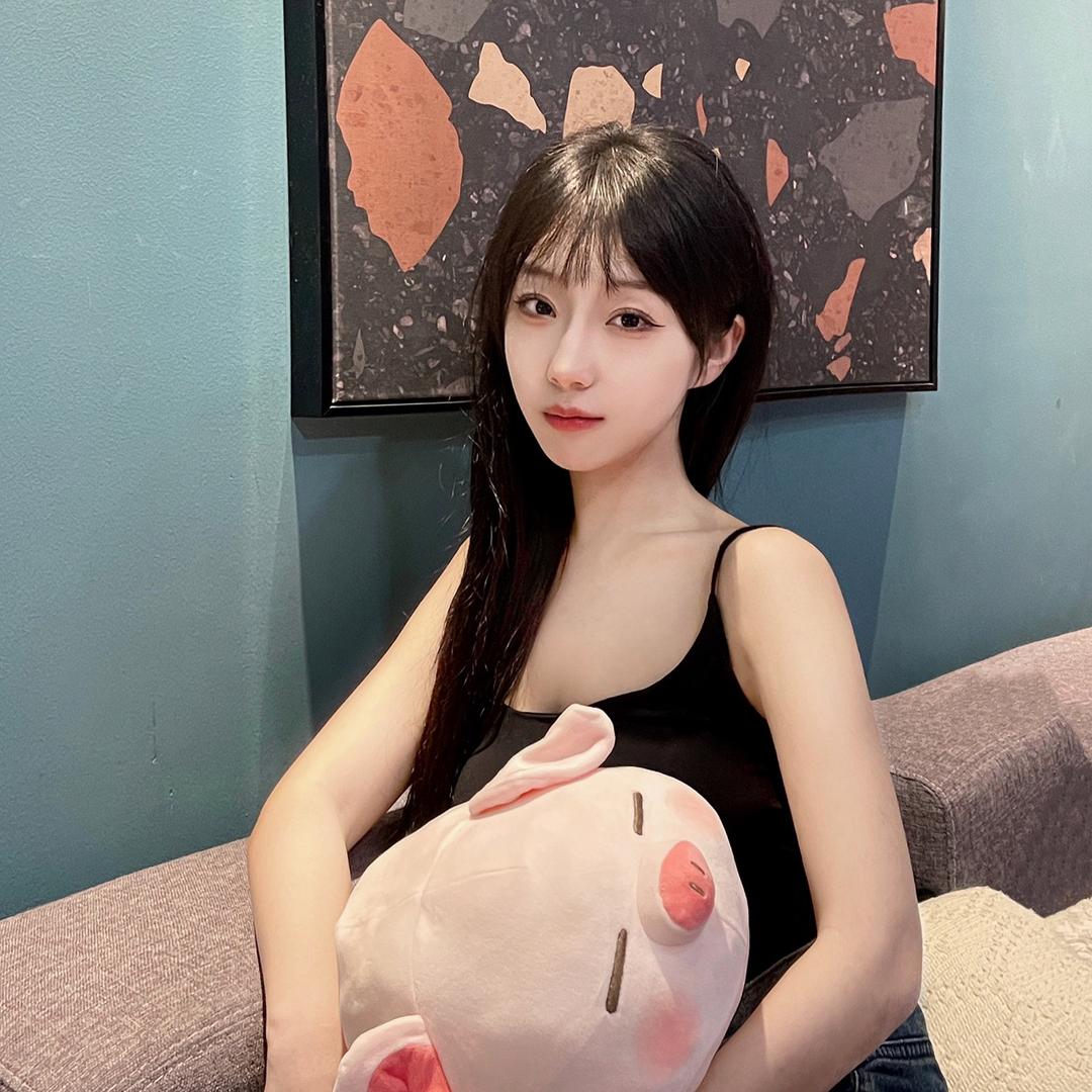 小璐在这呢～
