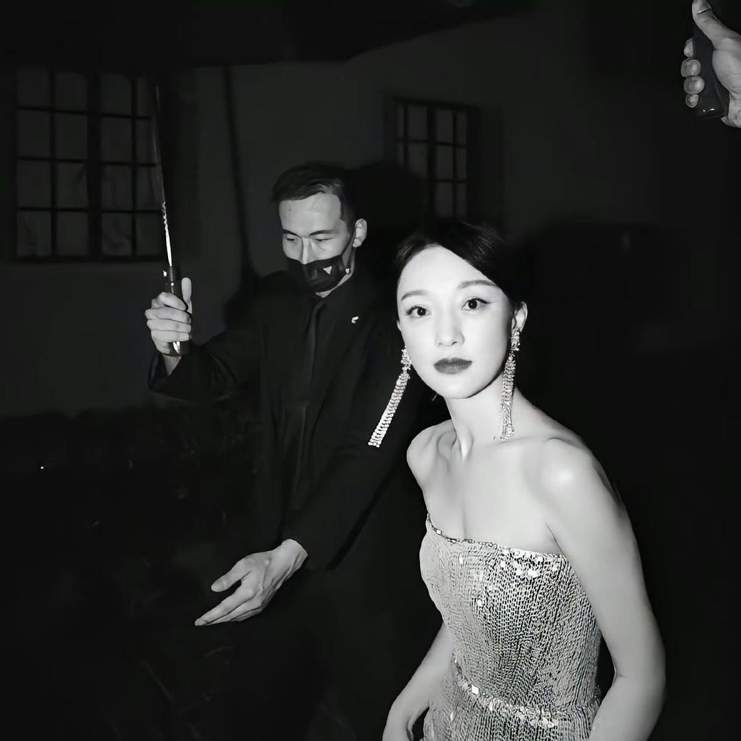 小鬼.