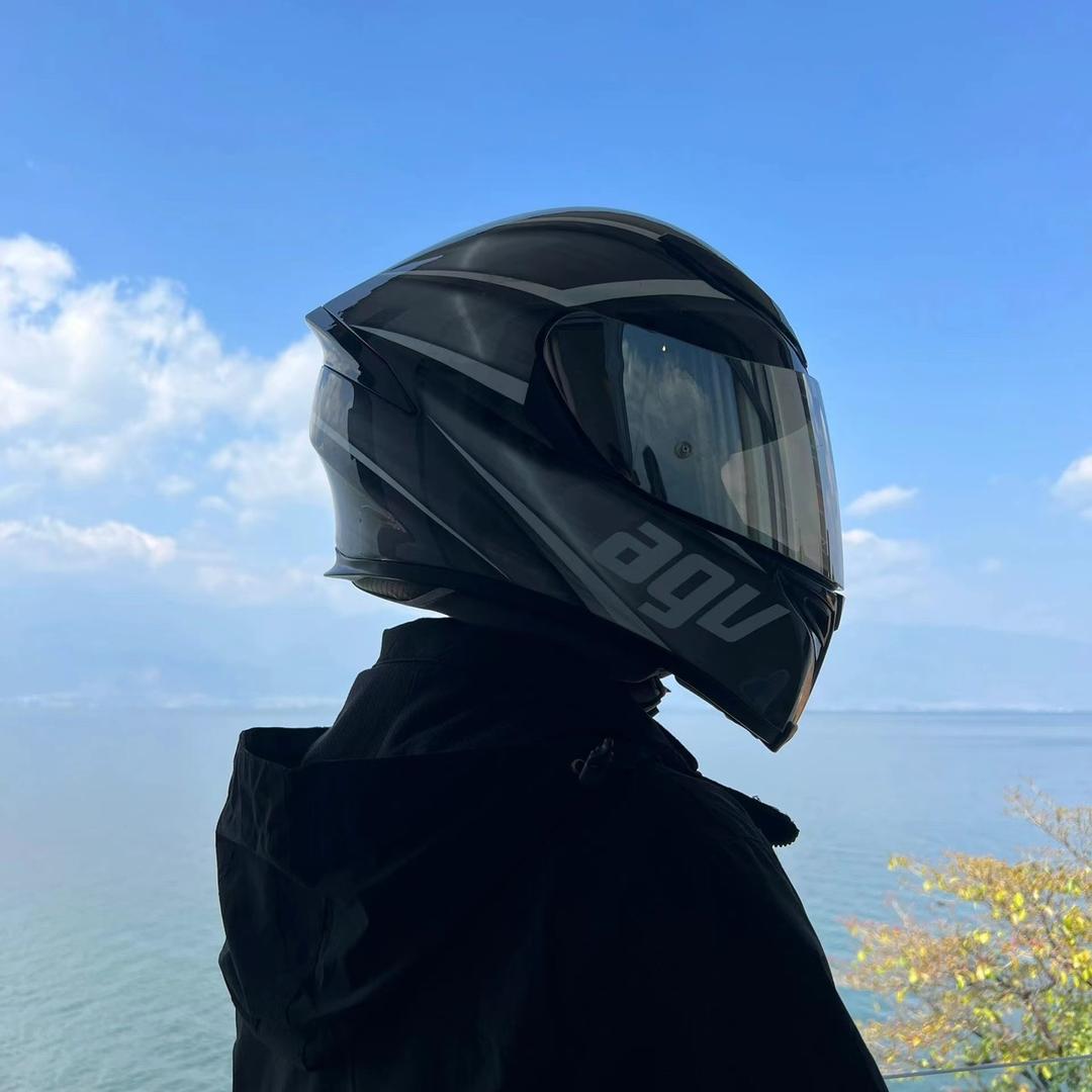 往事在眉间