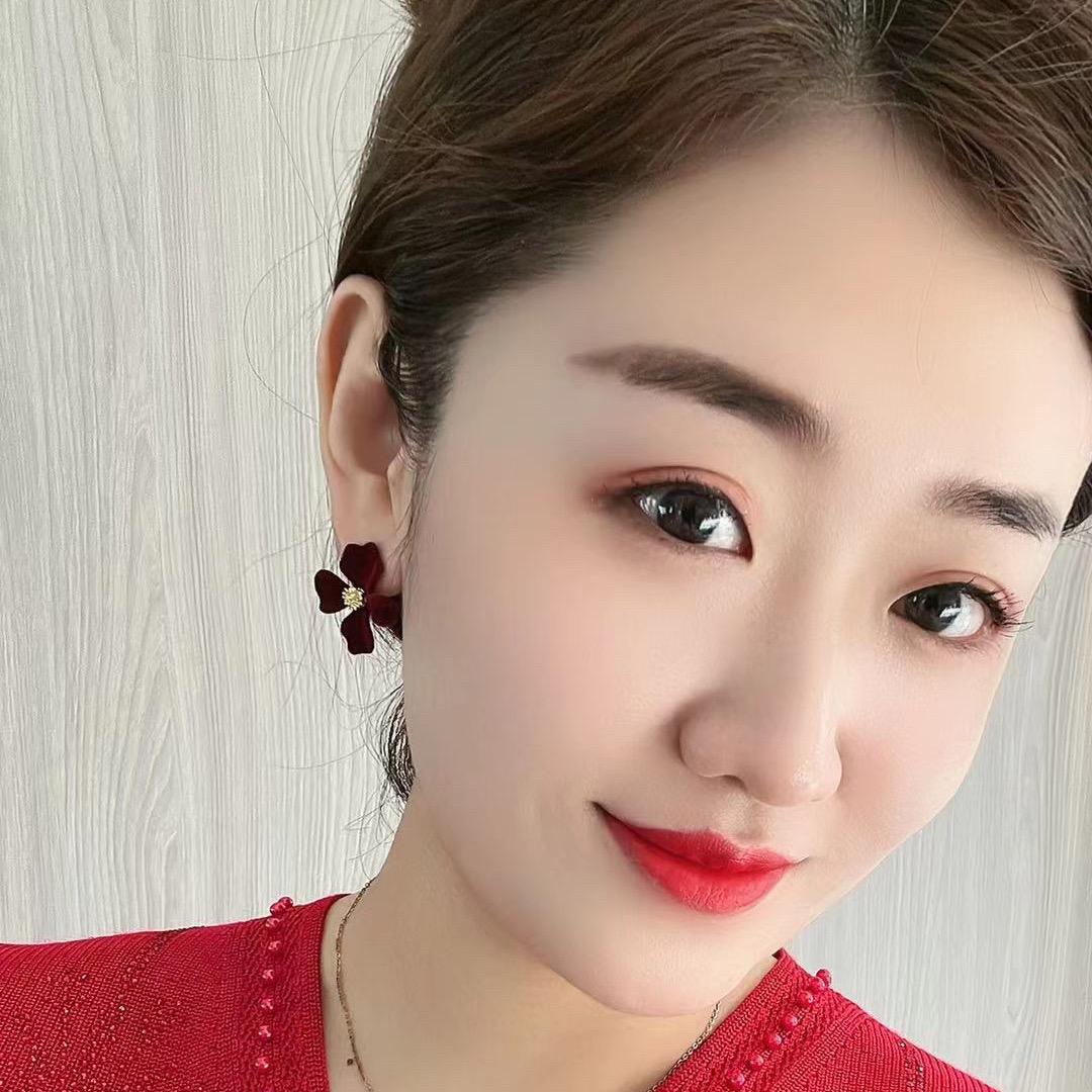 佰依汇精选服饰