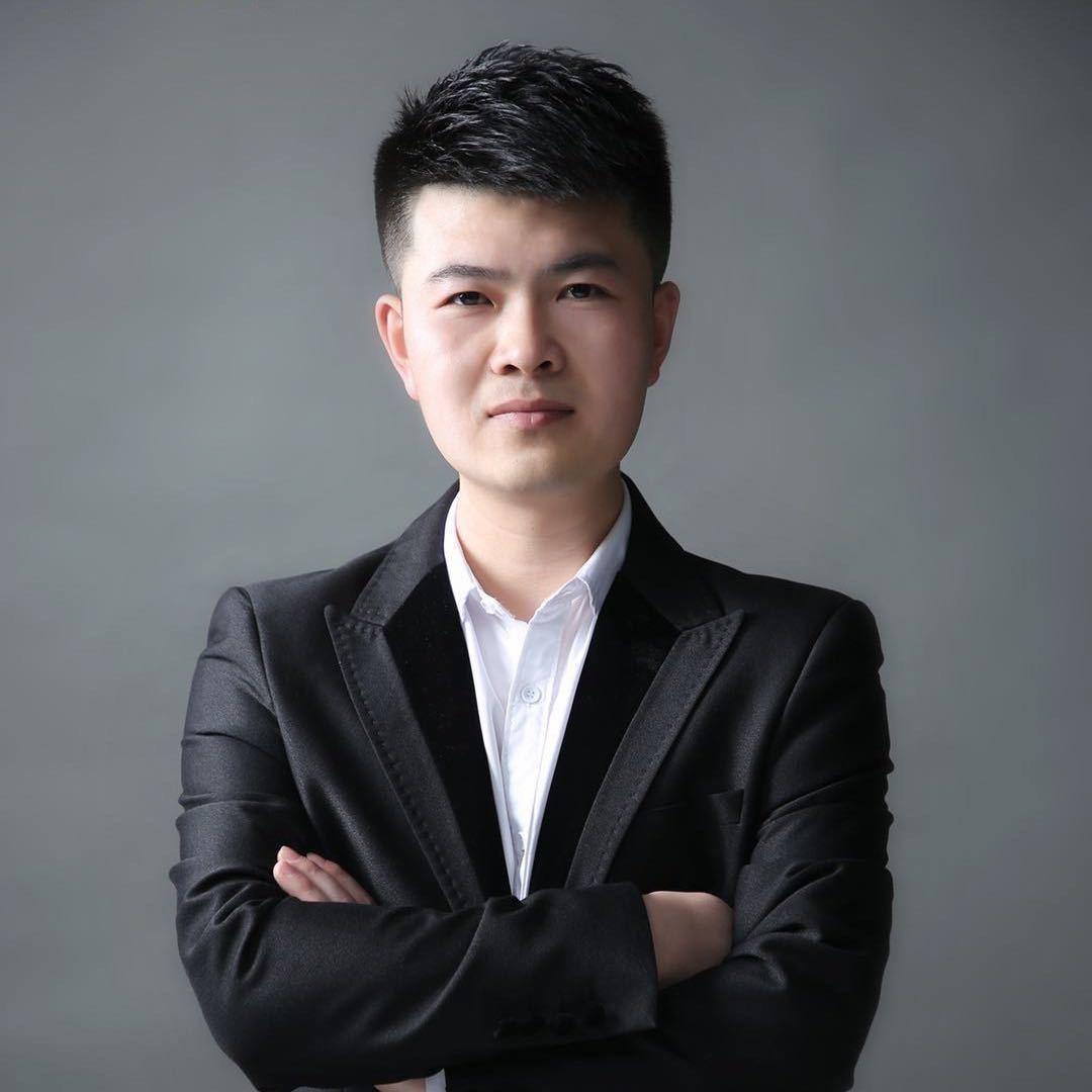 宏伟聊副业