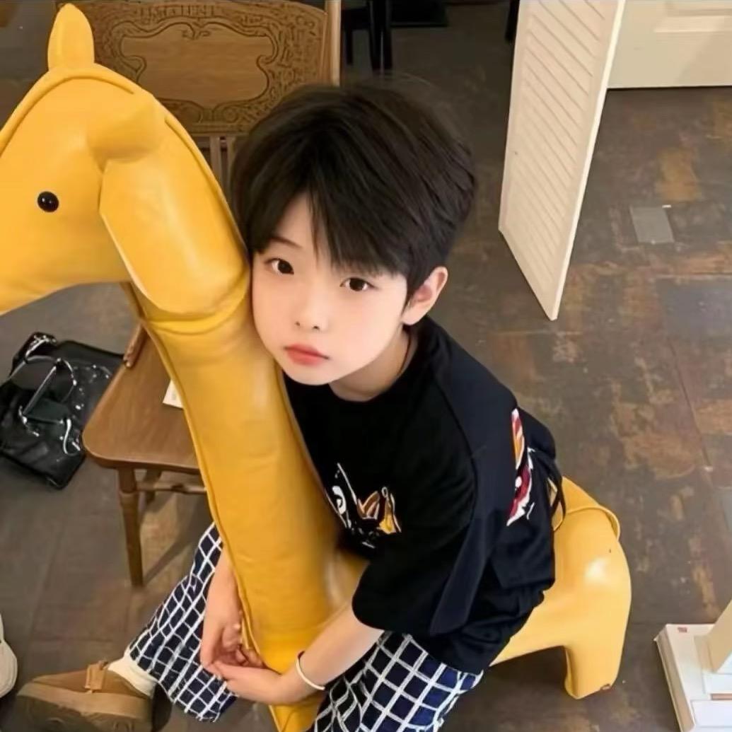 小少爷.