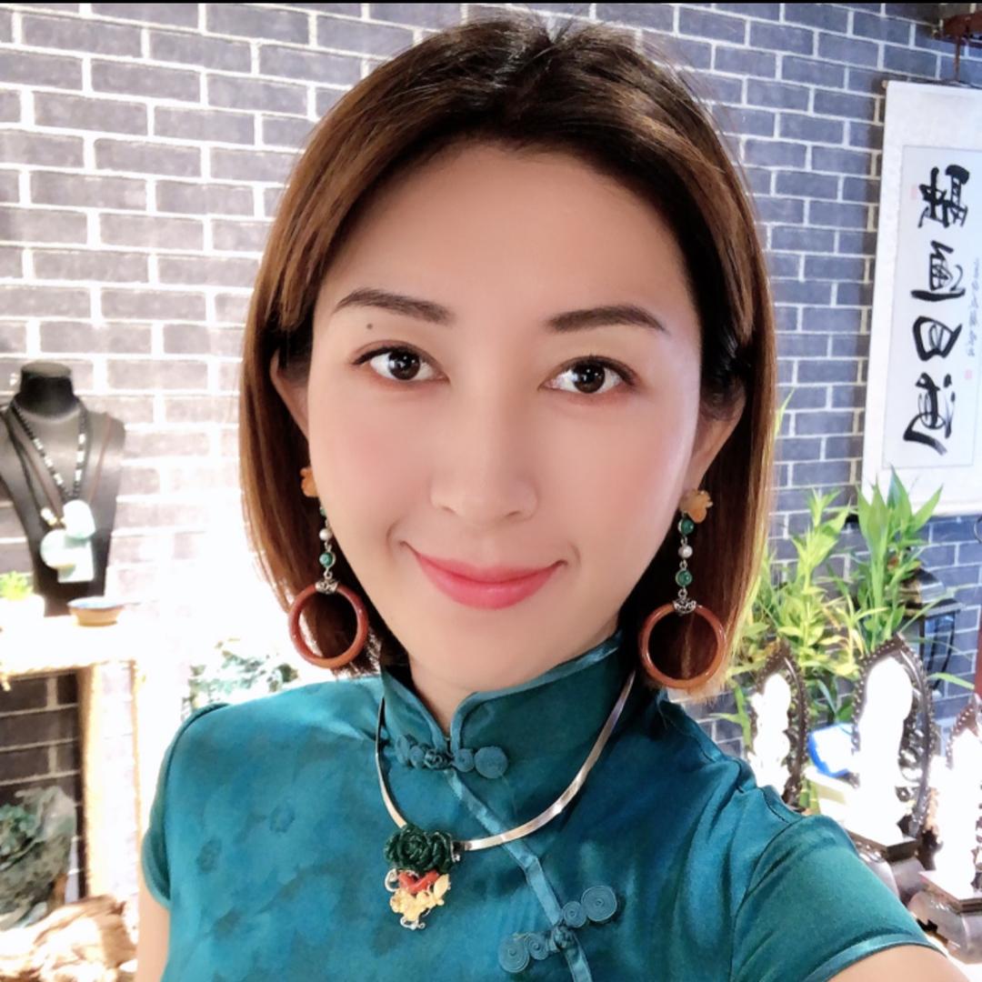 锦麟红翡绿翠