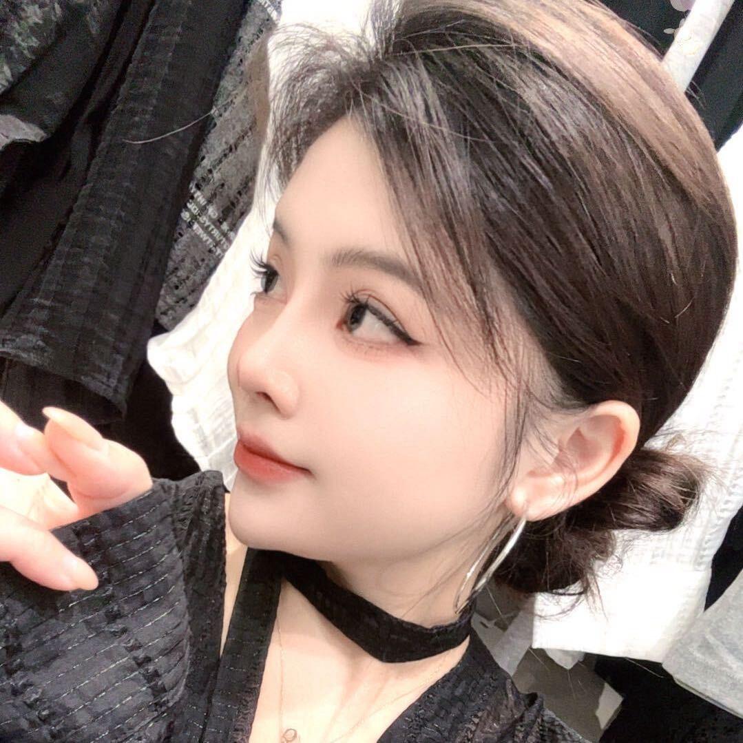 蒋小姐👚