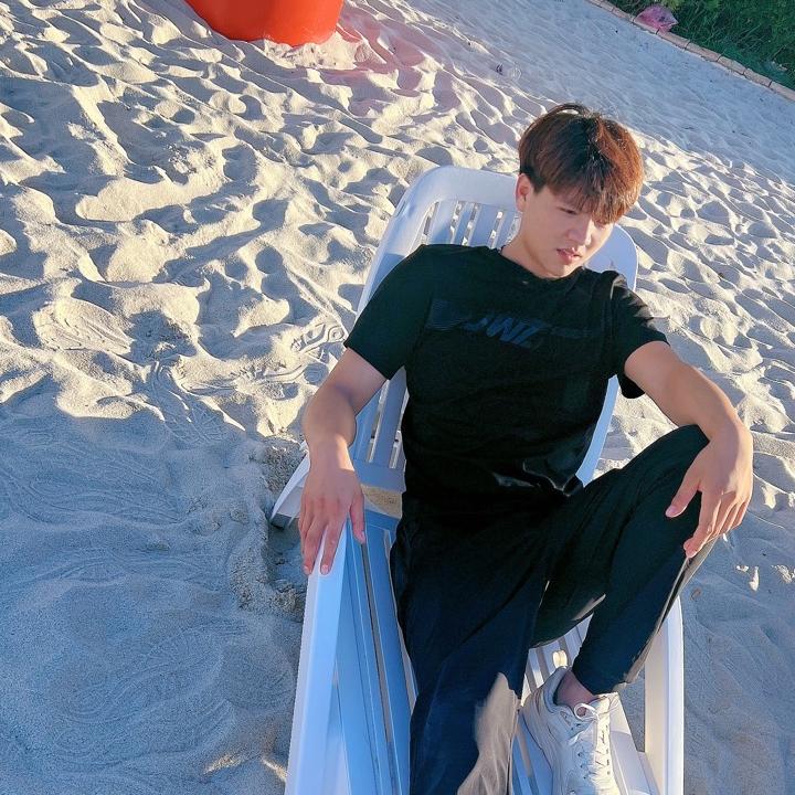 沐晨真皮女装店工厂店