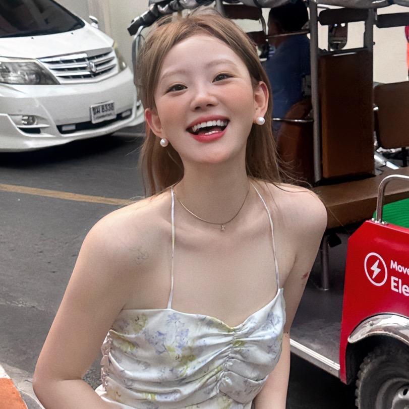 杨晗