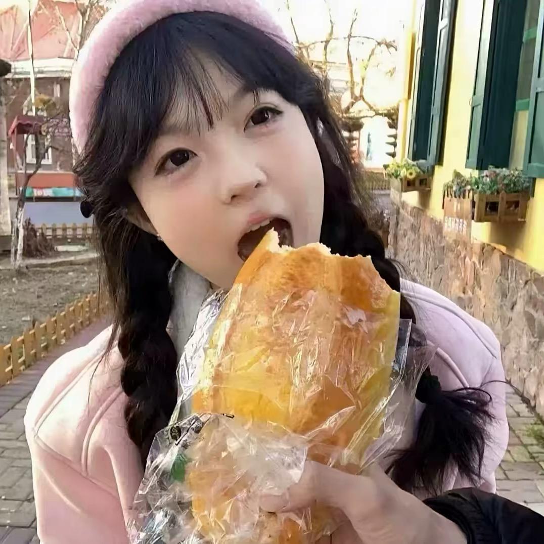 猫的右耳