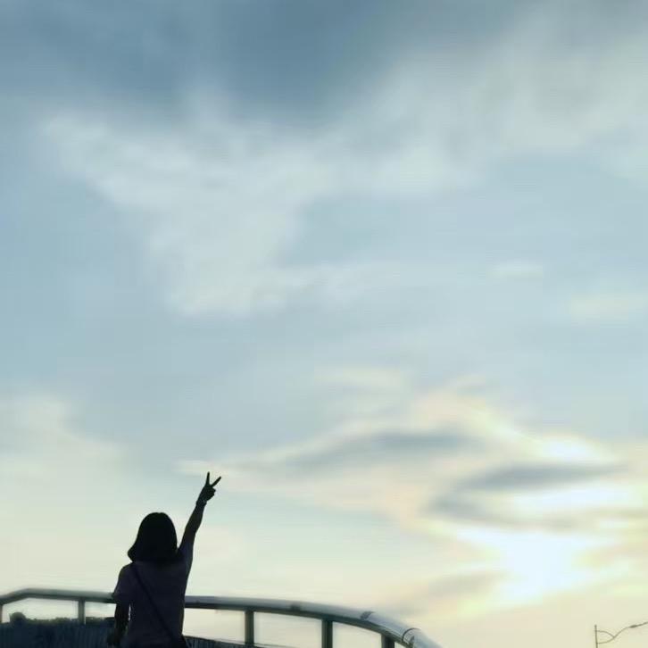 做衣柜的小邹