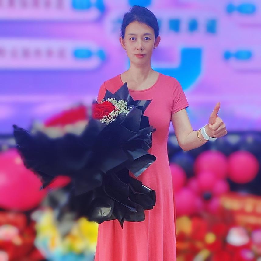 @小于姐-冰诗韵海燕严选