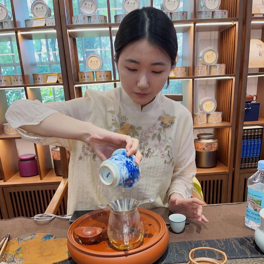 齐鲁书院茶叶铺子—小美