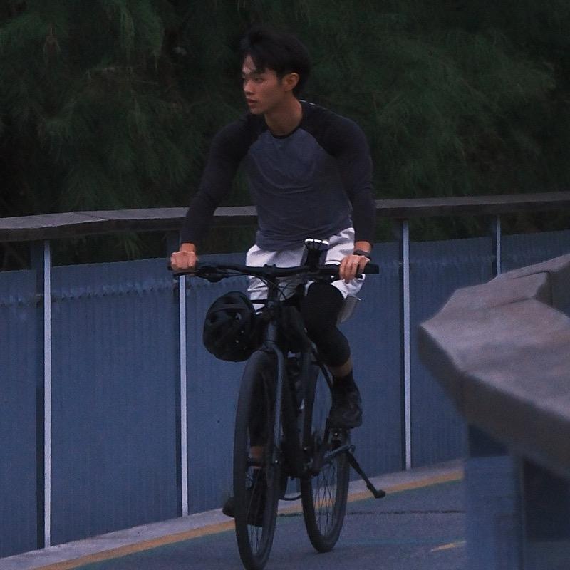 小狼头爱动弹