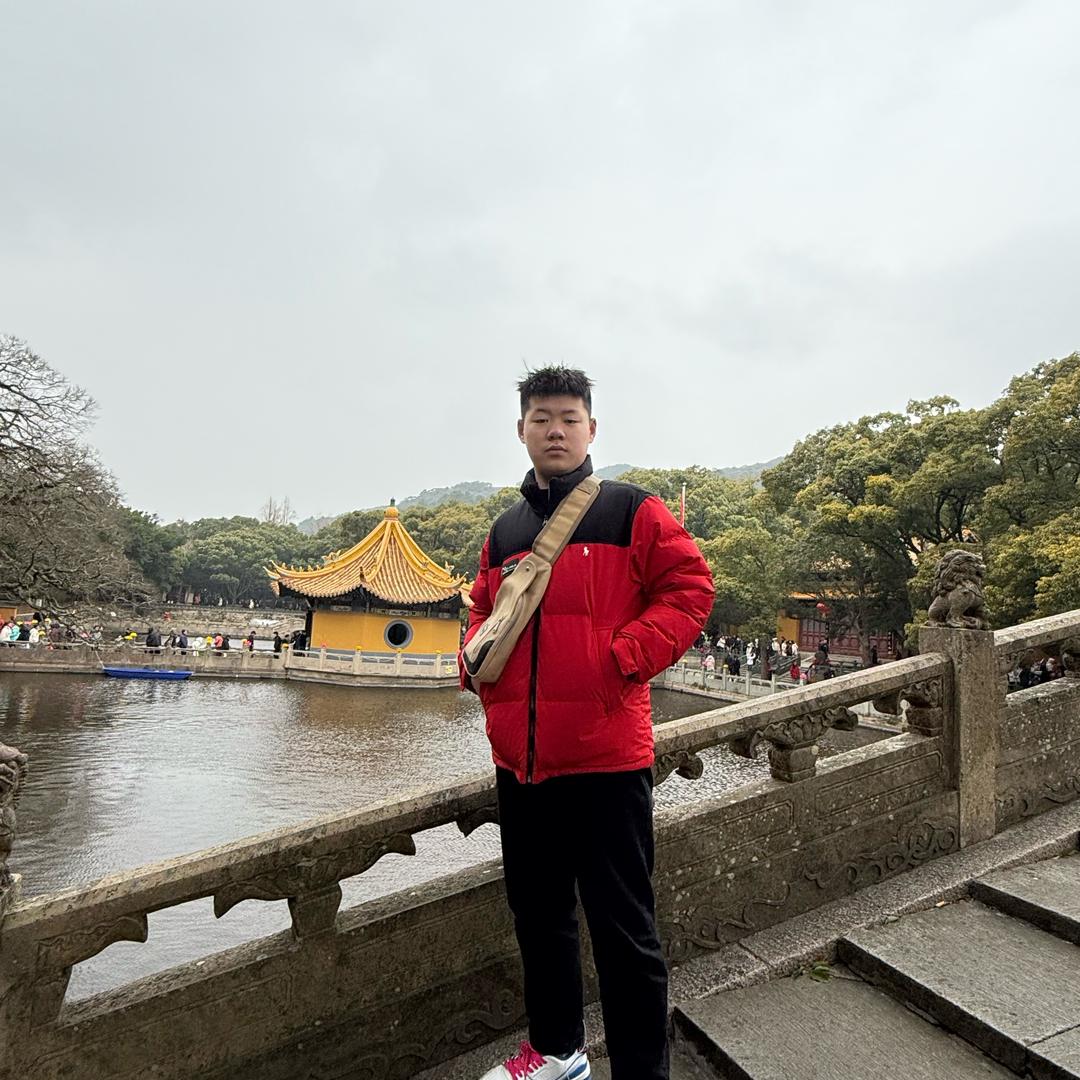 金丝飞飞（尊师.kk老蜜）