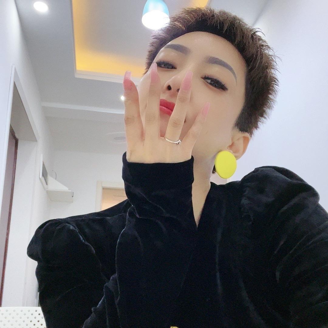 狂野玫瑰🌹🌹