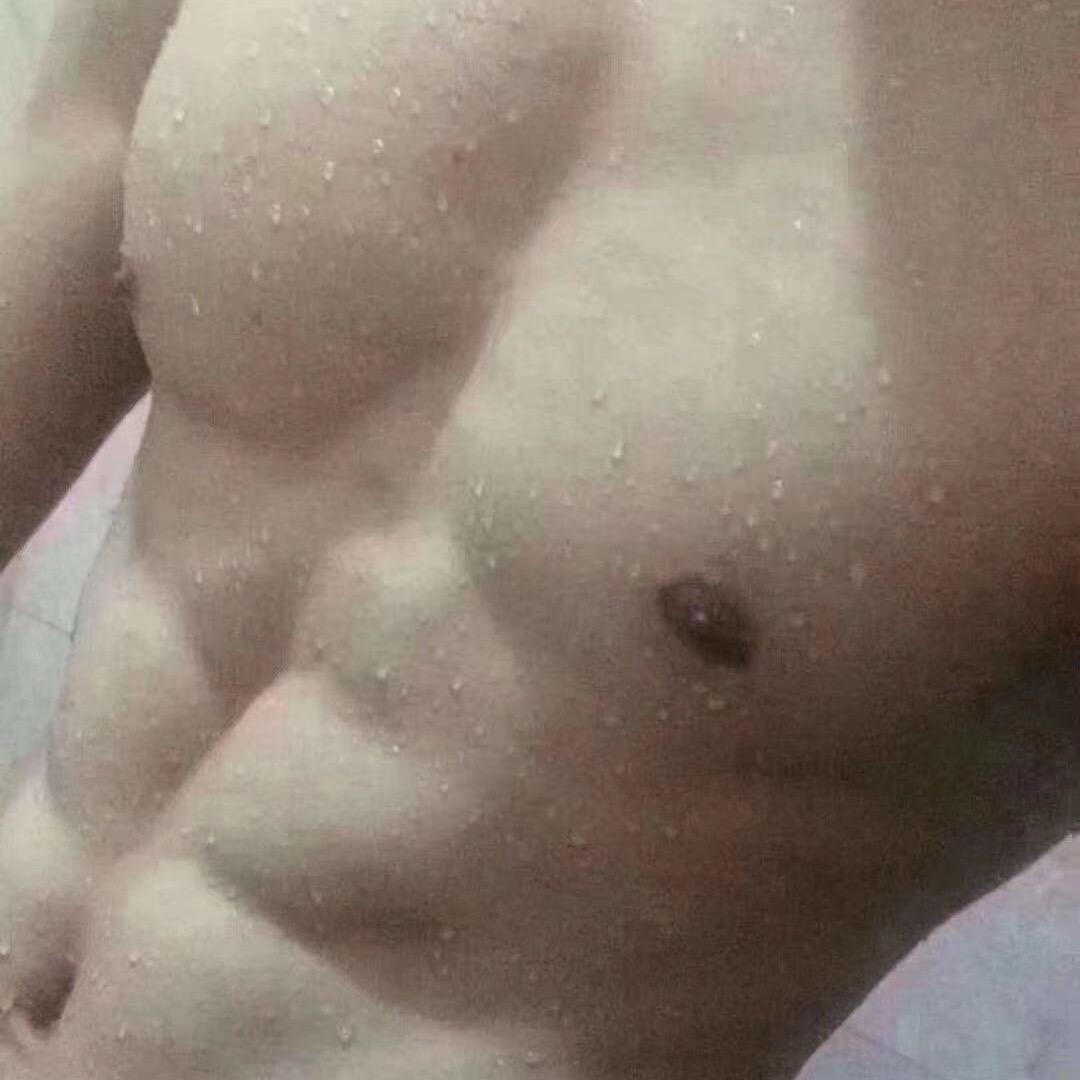 小胖丁丁来一口