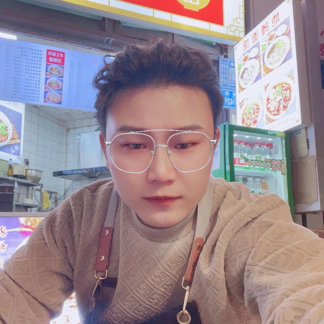 @地摊面馆〔大师兄〕