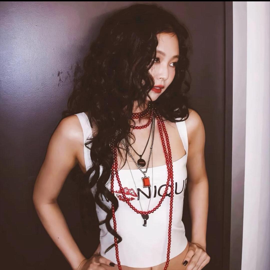 睡 觉