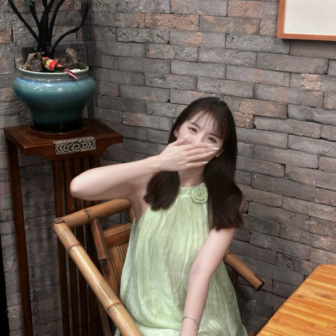 小财月🌕🌕