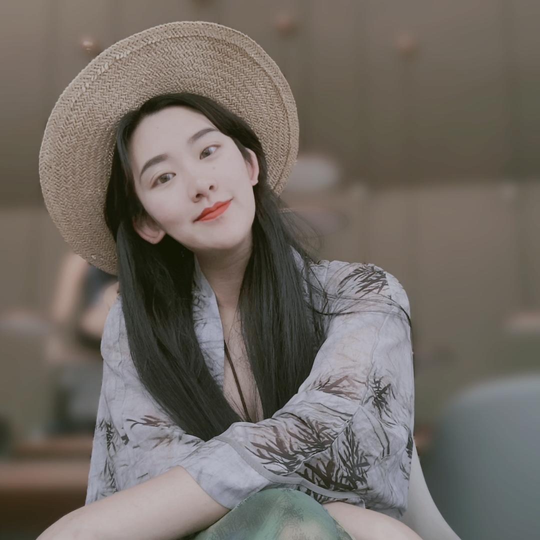 丁咛小姐