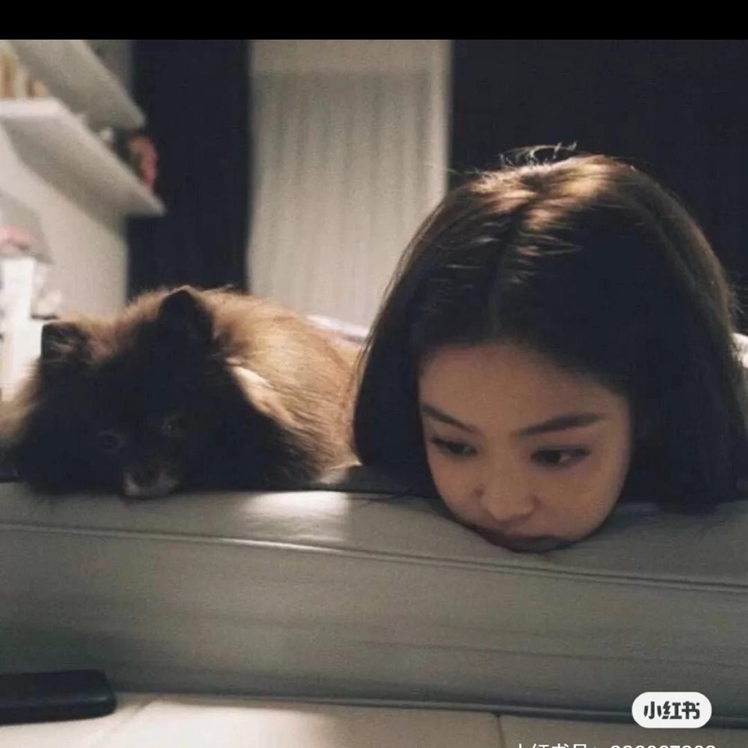 小小梅🌸