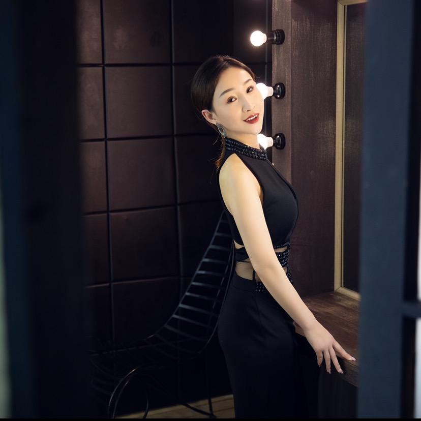 傲娇的女王👄