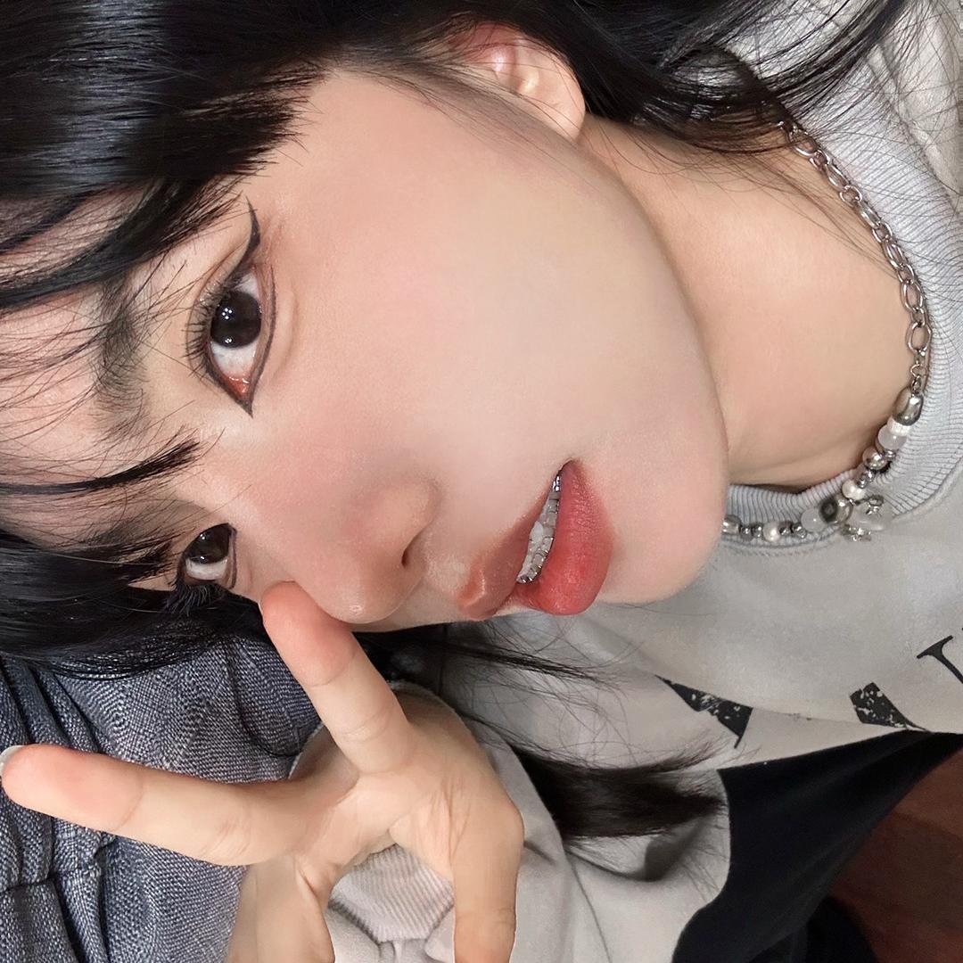 Phoebe飞飞