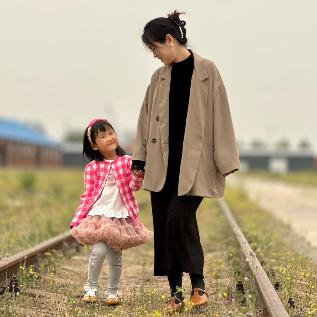 秋小幸（Yuchen麻麻）