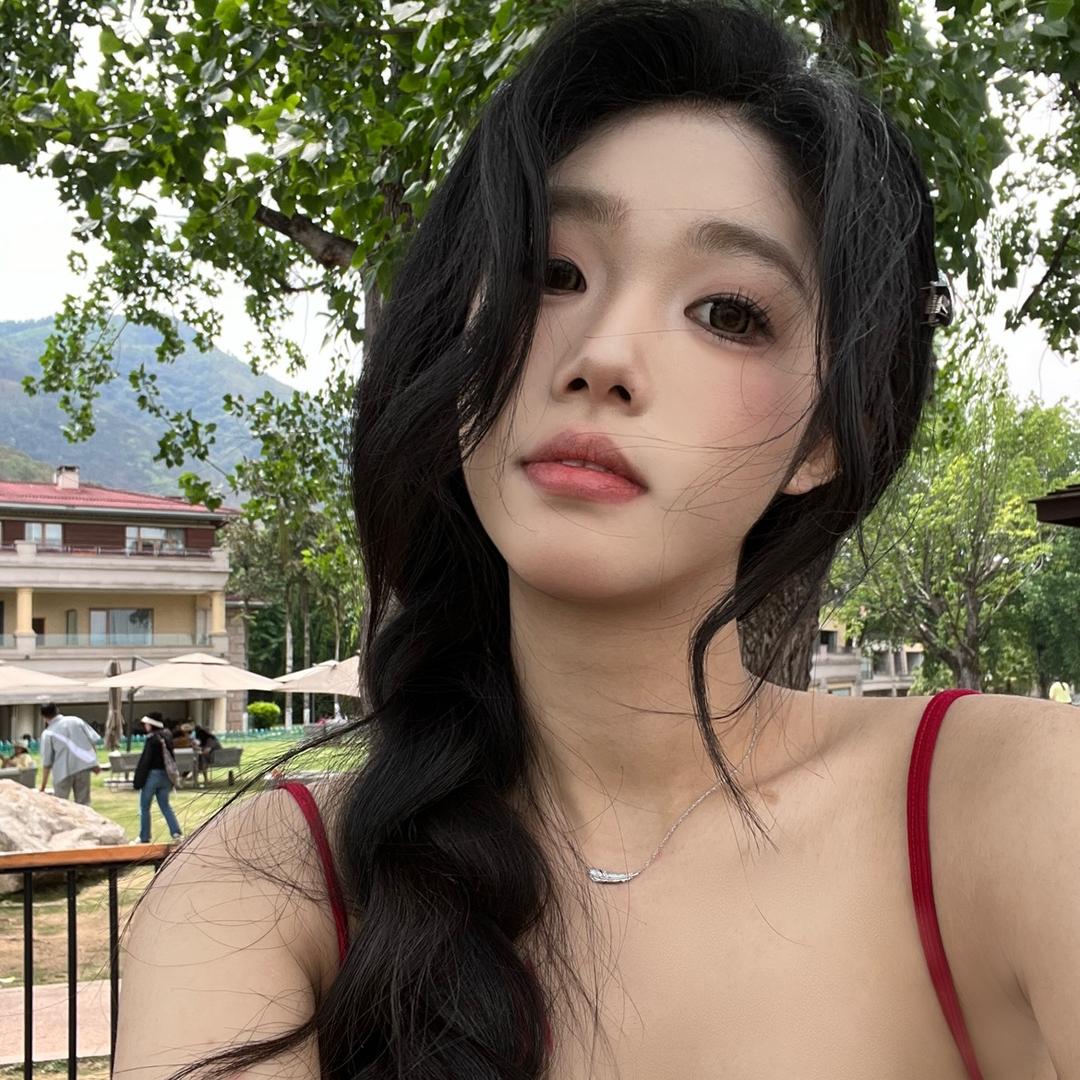小鹿姐姐.