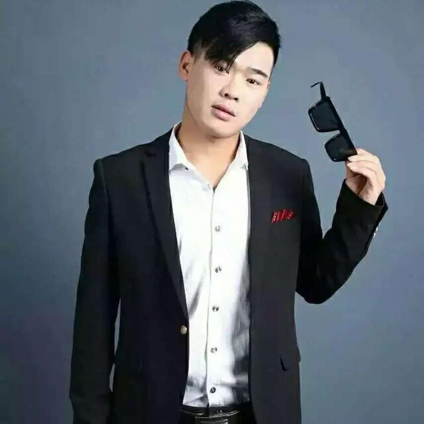 大沐小硕童装仓储