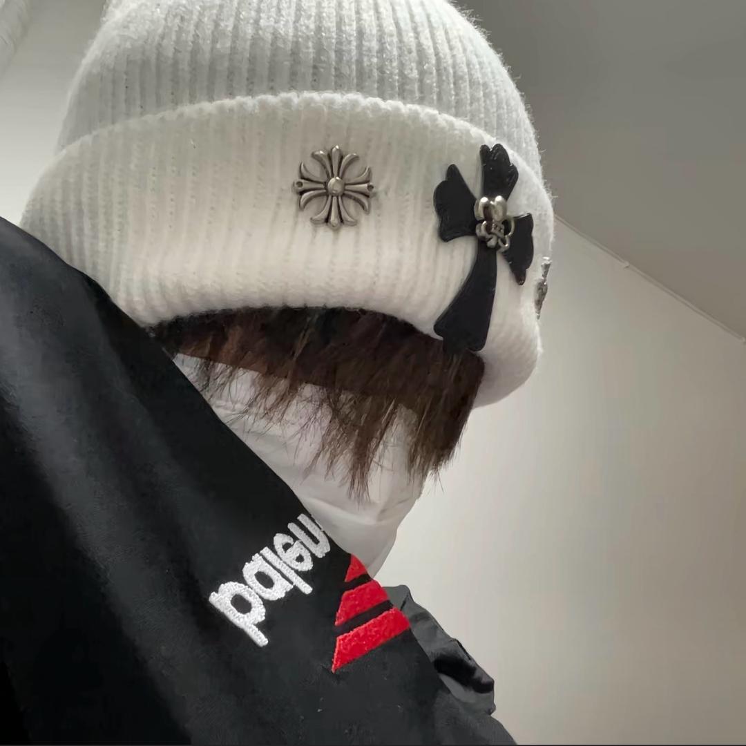 ￴￴ ￴￴ ￴ ￴￴