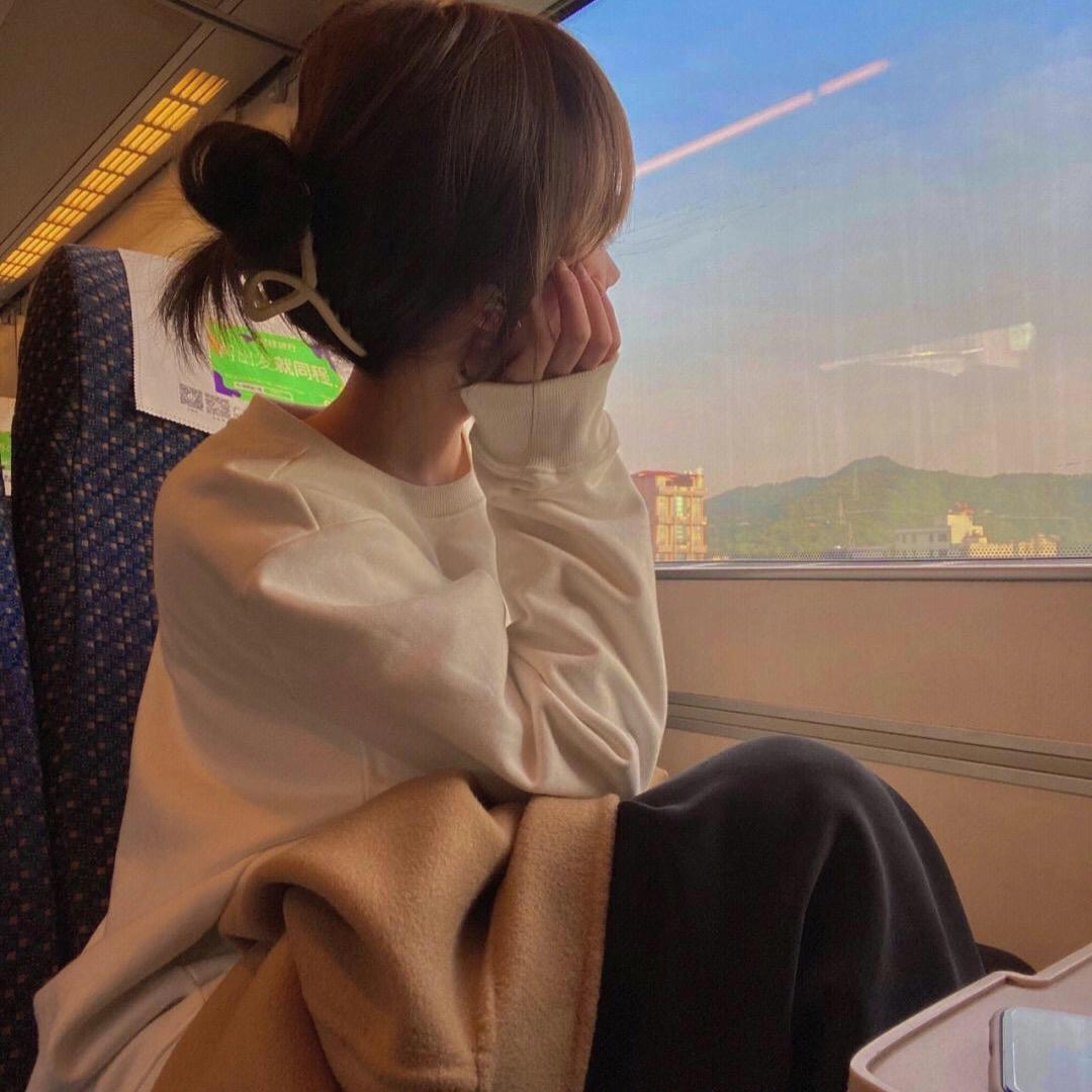 琳琳.