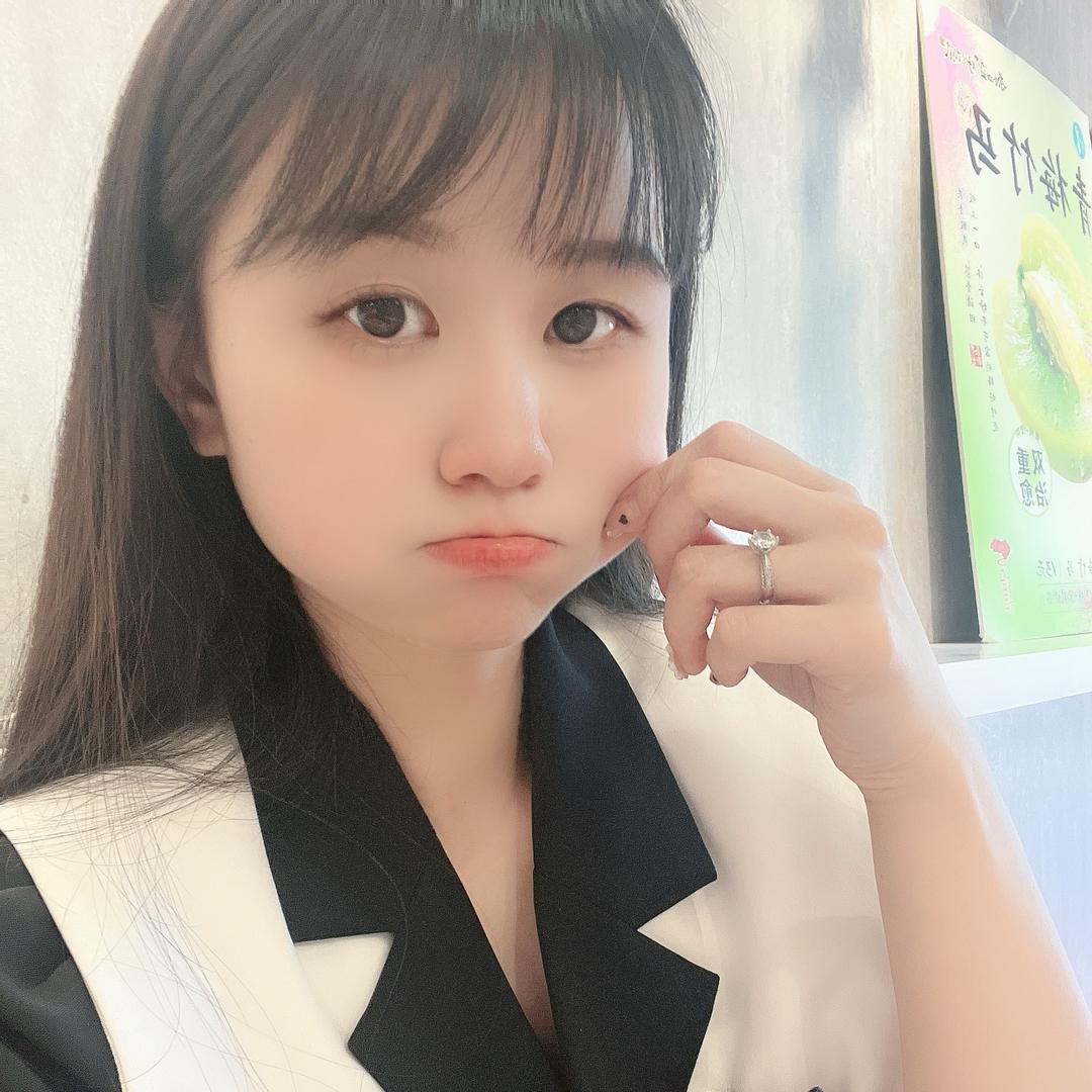设计🦁-小彤彤