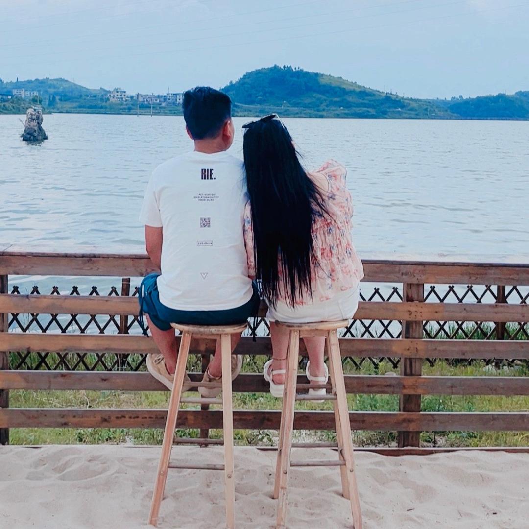 既许一人以偏爱👉🏻愿尽余生之康慨💕