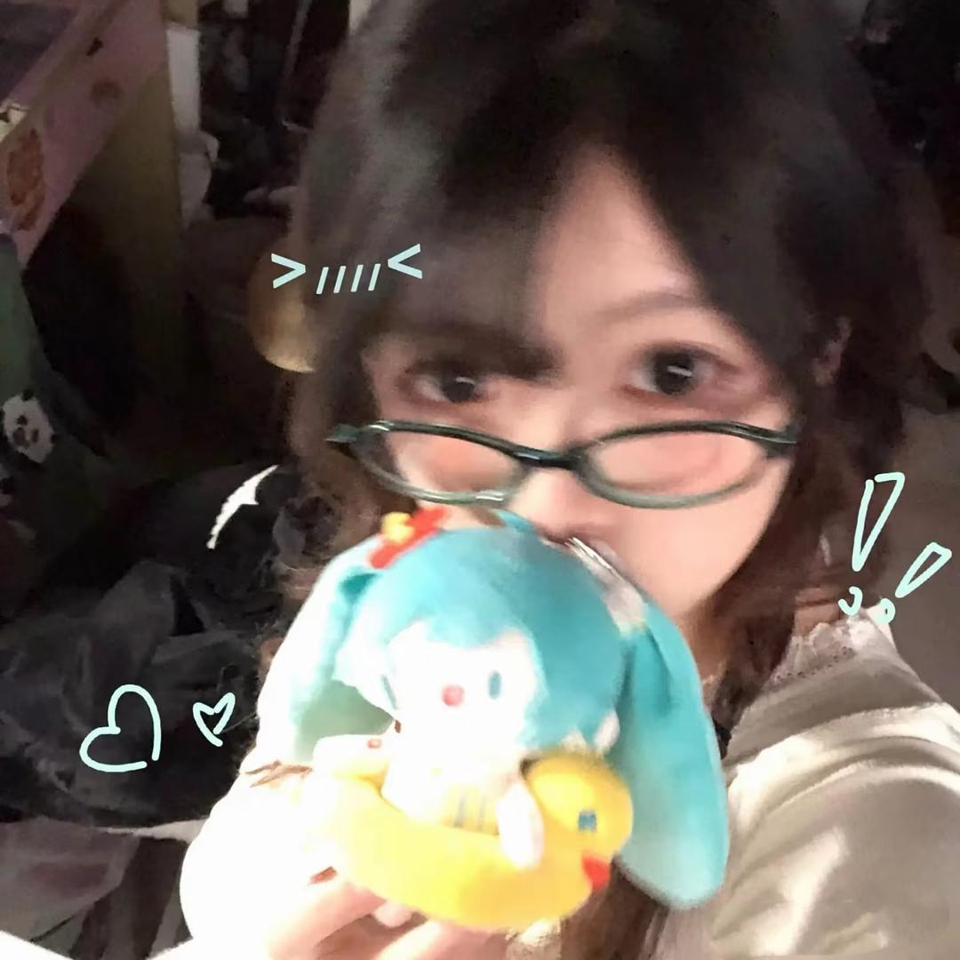 ʰᵉˡˡᵒ𝙠𝙞𝙩𝙩𝙮.