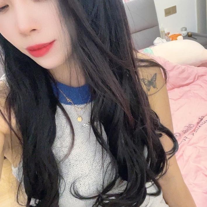 馮 弎 歳