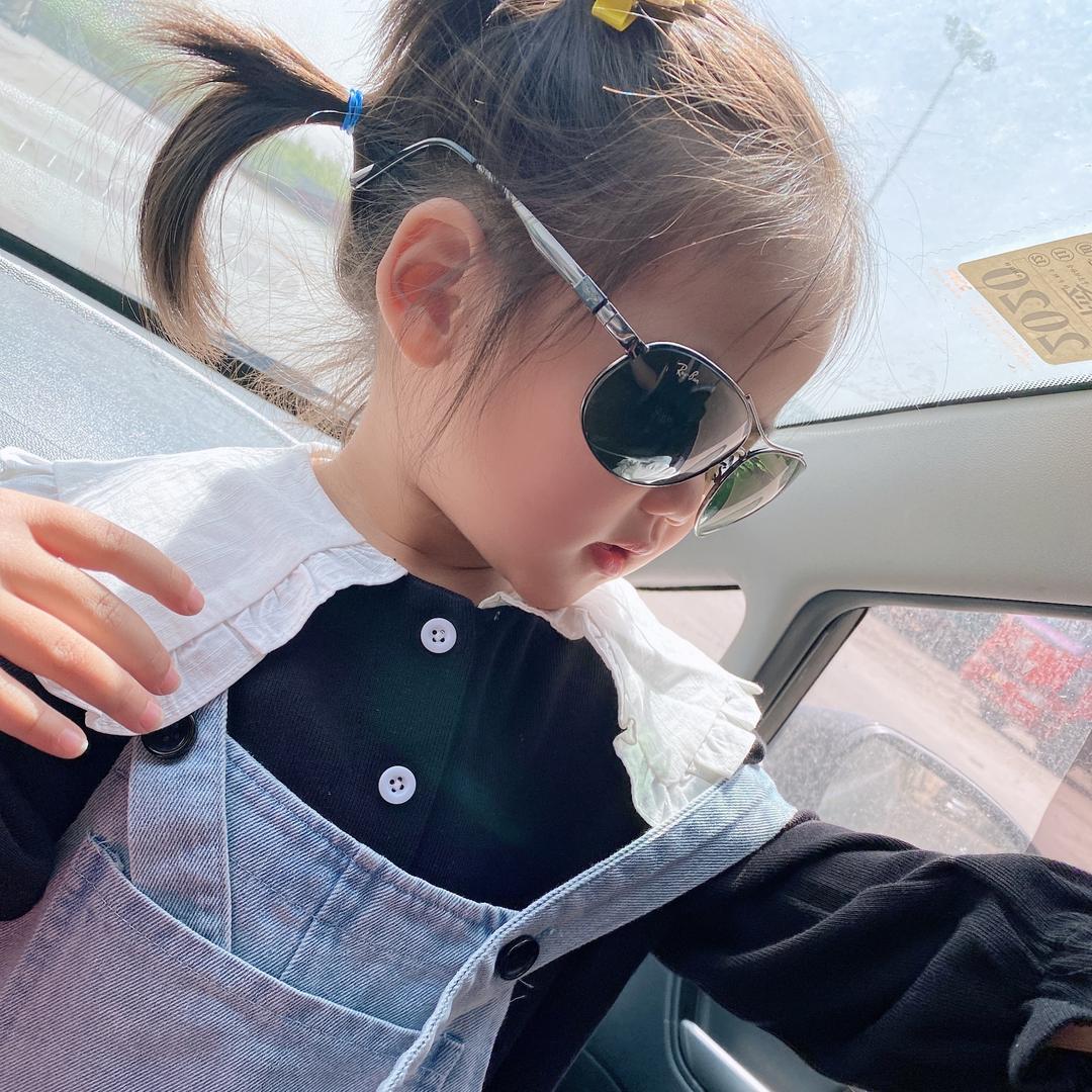 小希希(๑• . •๑)