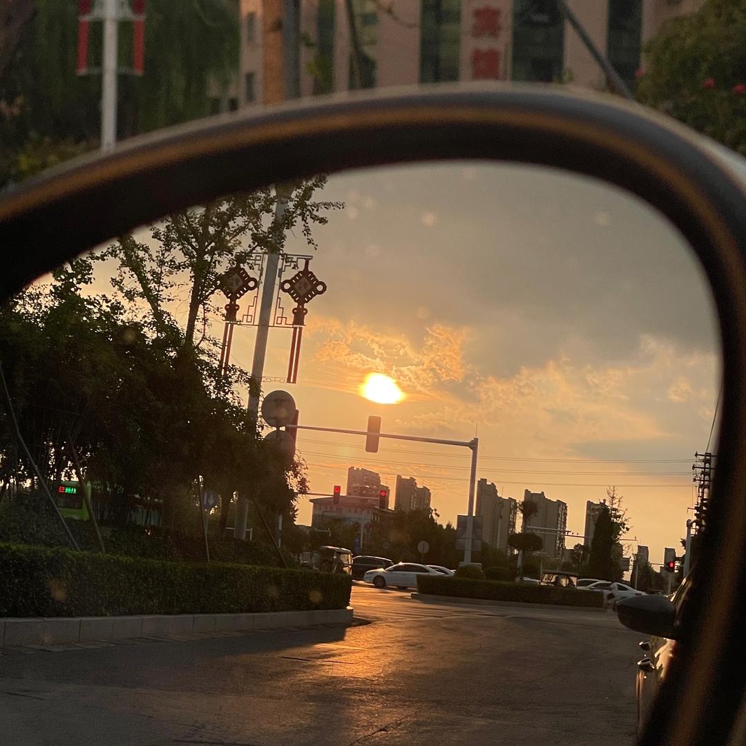 商丘搞金融的男人