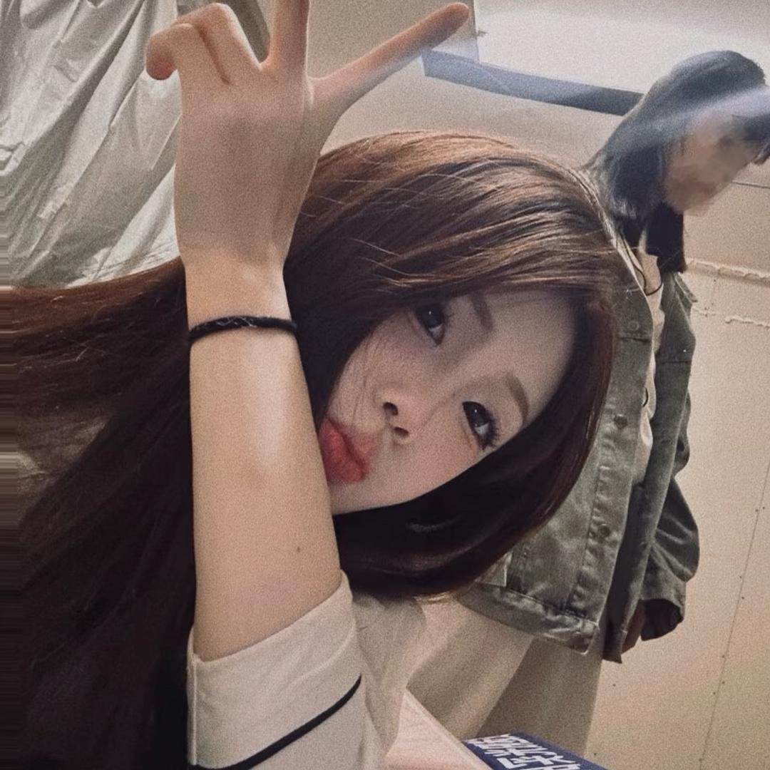 呆呆^