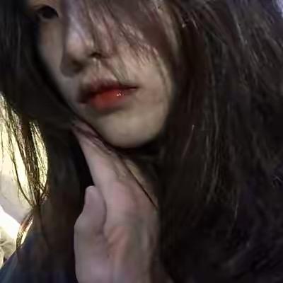 A黄鸭鸭.