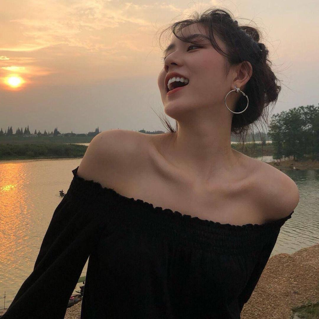 '◡'八喜可乐✩ ༘*˚